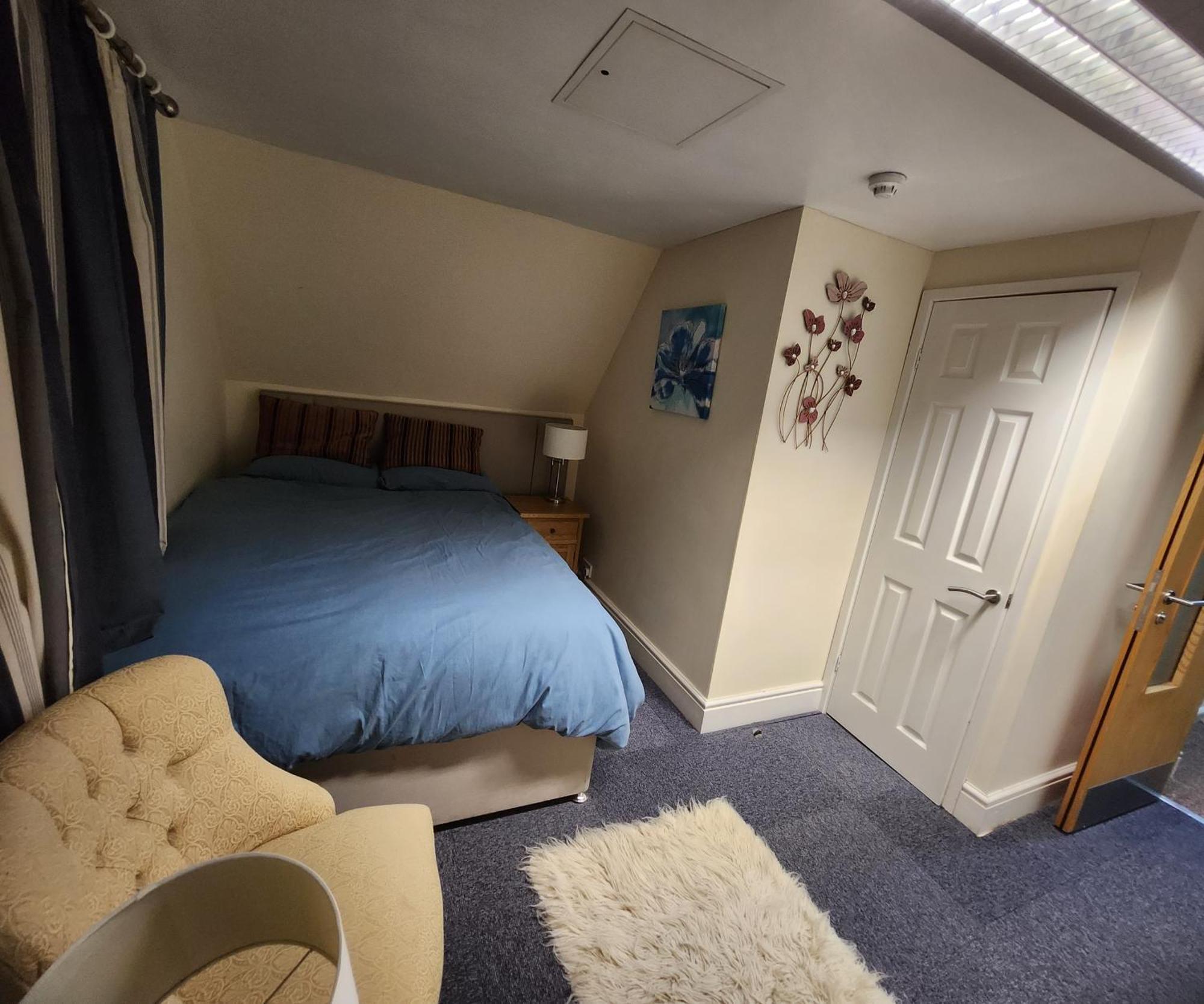 Stylish Modern 1-Bed Apartment In Prime Solihull Town Centre Стая снимка