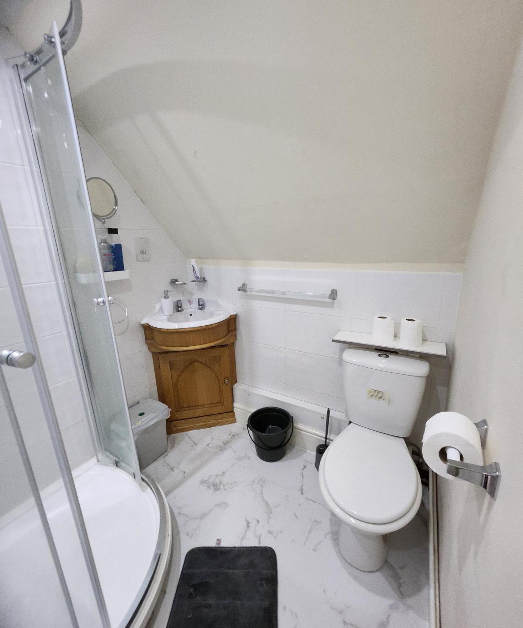 Stylish Modern 1-Bed Apartment In Prime Solihull Town Centre Стая снимка