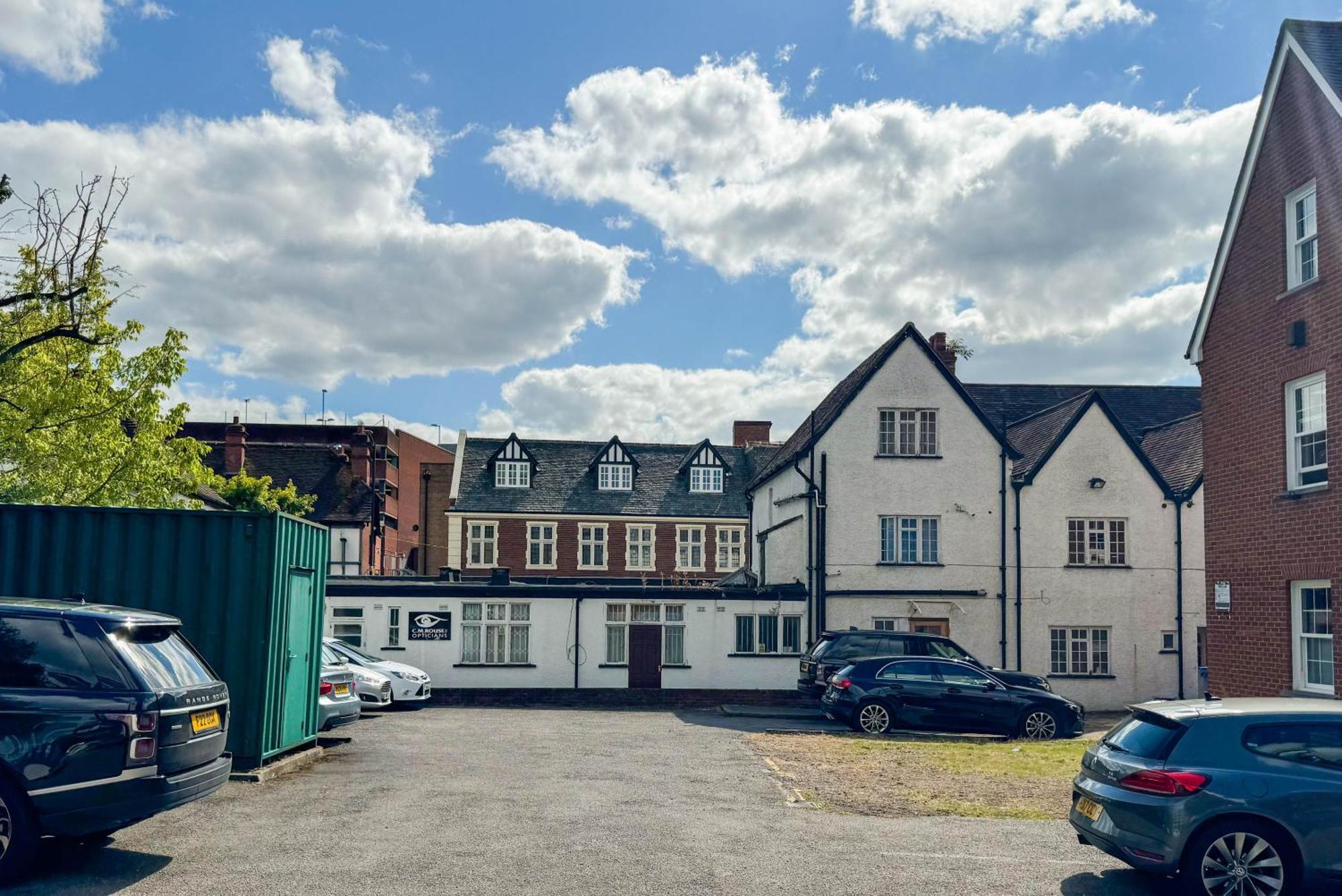 Stylish Modern 1-Bed Apartment In Prime Solihull Town Centre Екстериор снимка